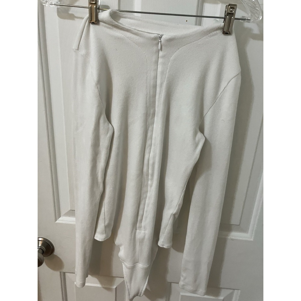 Abercrombie & Fitch White Ribbed Knit Zip Long Sleeve Thong Bodysuit Top Size M